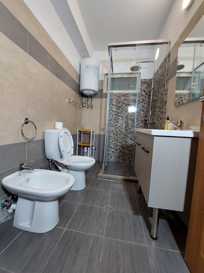 Vila Tafa Apartments Ap3 تيرانا المظهر الخارجي الصورة