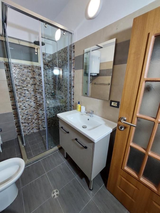 Vila Tafa Apartments Ap3 تيرانا المظهر الخارجي الصورة